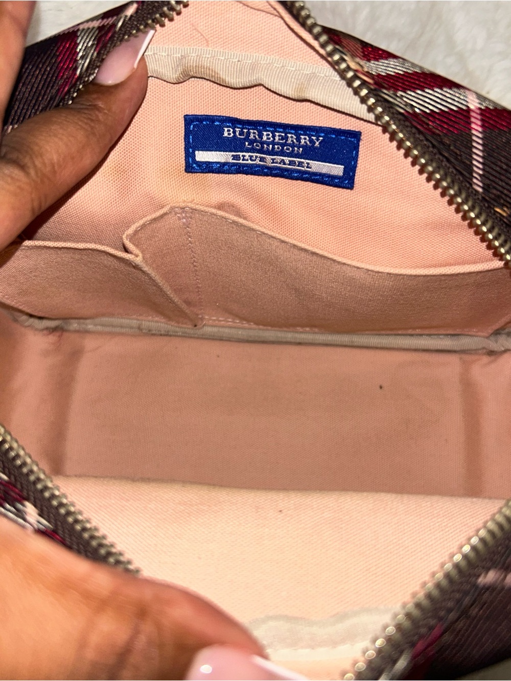 Burberry Plaid Crossbody Bag- BEAUTIFUL CONDITION - Picture 11 of 16